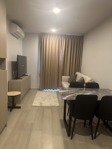 room interior of Aspire Onnut Station