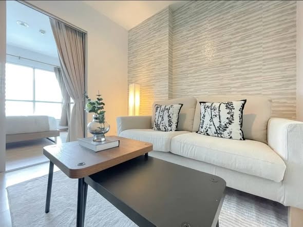 bedroom and living room of Aspire Rama 4