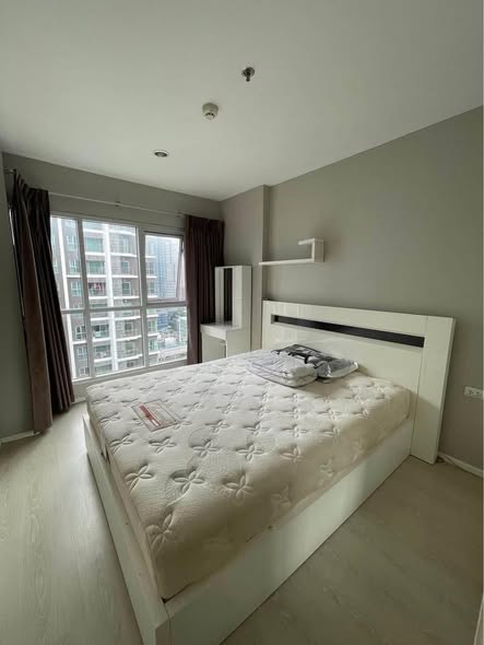bedroom of Aspire Rama 9