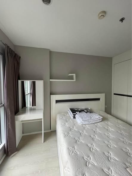 bedroom of Aspire Rama 9