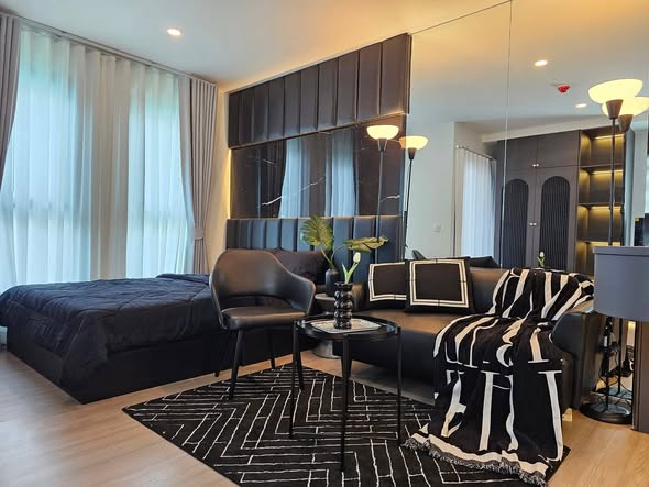 living room and bedroom of Aspire Ratchayothin