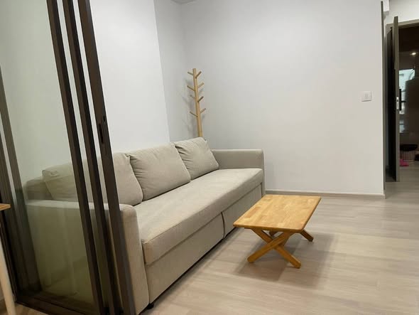 living room of Aspire Rattanathibet Weston