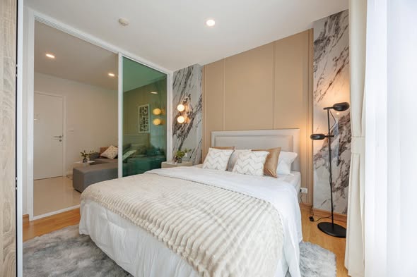 bedroom and room interior of Aspire Srinagarindra แอสปาย ศรีนครินทร์