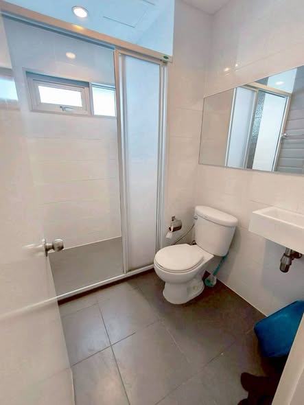 bathroom of Aspire Sukhumvit 48