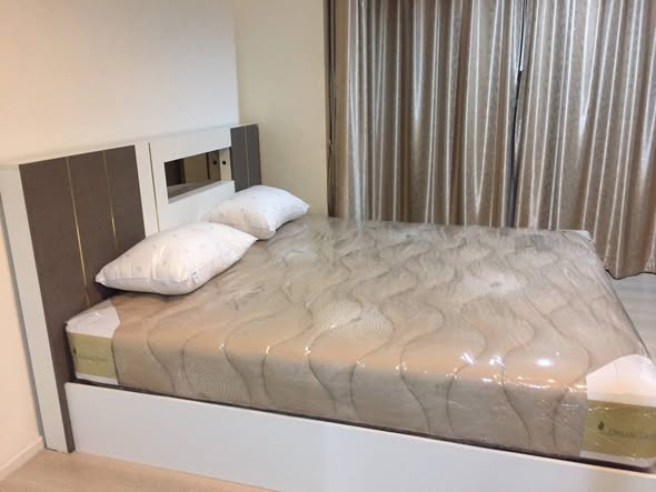 bedroom of Aspire Sukhumvit 48