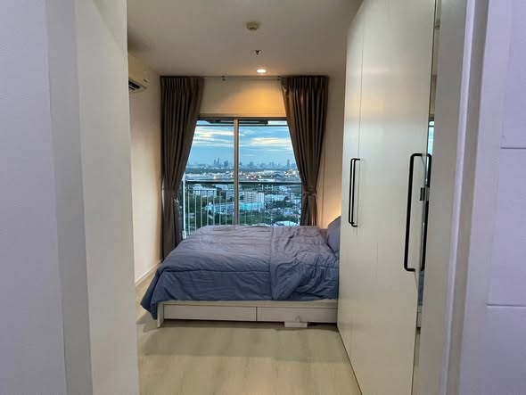 bedroom of Aspire Sukhumvit 48