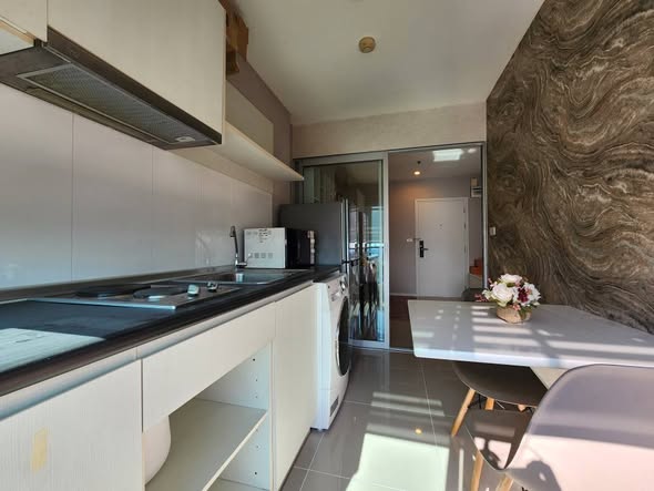 kitchen of Aspire Sukhumvit 48
