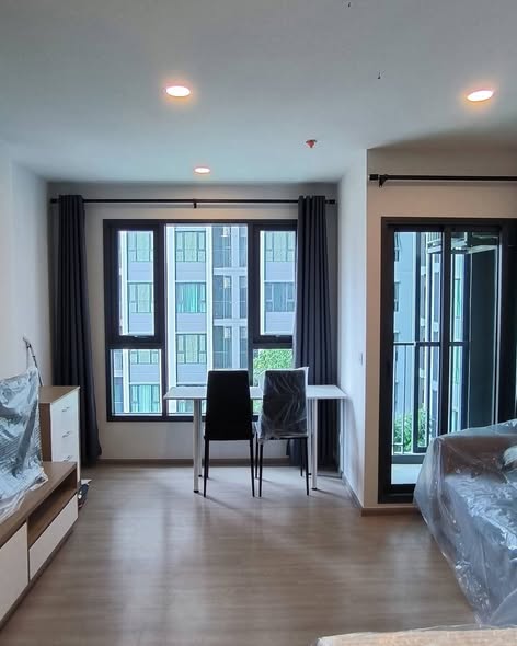 room interior of Aspire Sukhumvit-Rama 4