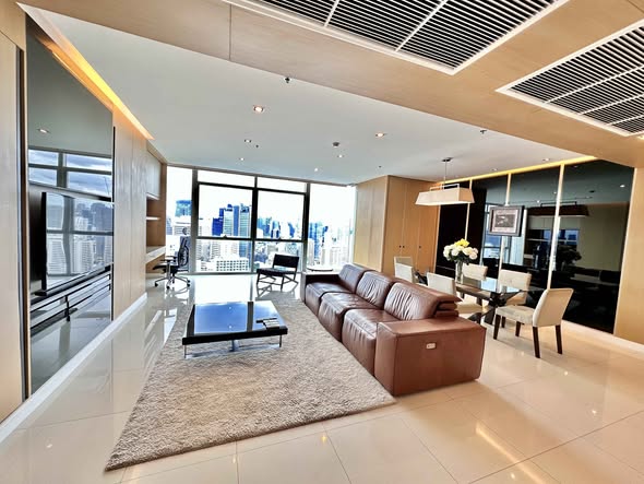 living room of Athenee Residence