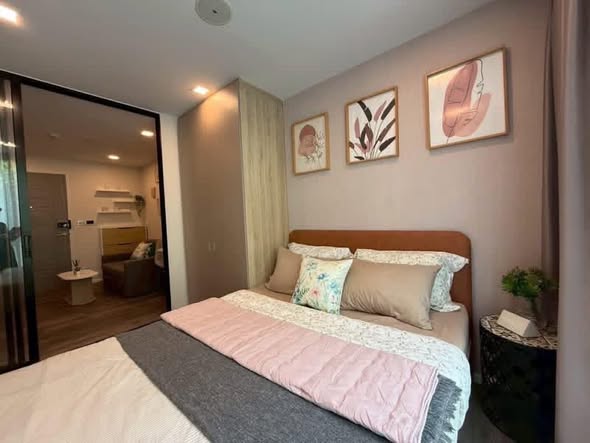 bedroom of Atmoz รัชดา-ห้วยขวาง คอนโด