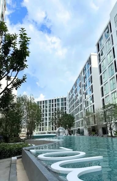 pool of Atmoz Oasis Onnut