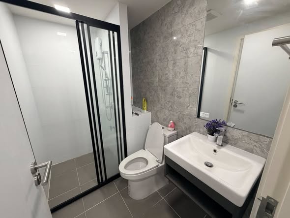 bathroom of Atmoz Tropicana Bangna