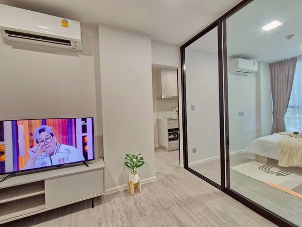 bedroom and room interior of Atmoz Tropicana Bangna