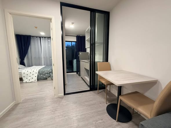 bedroom and room interior of Atmoz Tropicana Bangna