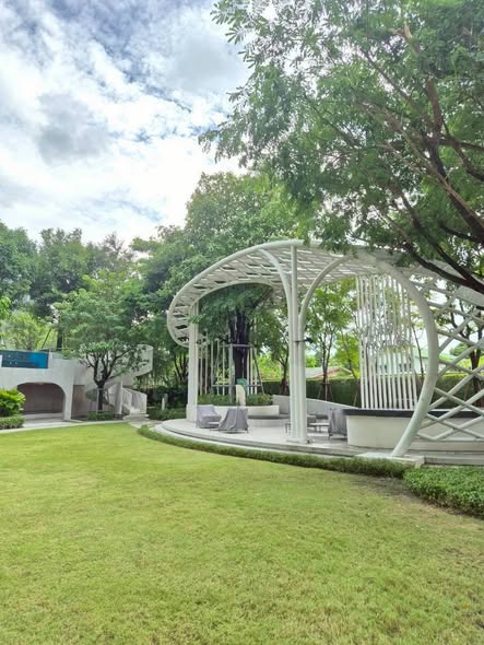 Atmoz Tropicana Bangna
