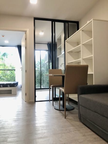 living room and room interior of Atmoz Tropicana Bangna