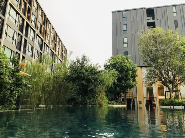pool of Atmoz Tropicana Bangna