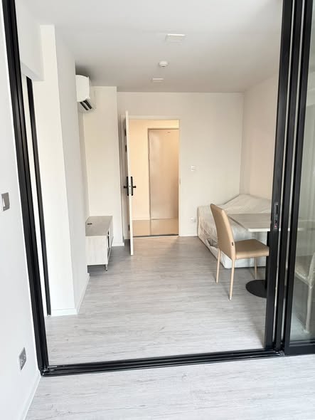room interior of Atmoz Tropicana Bangna