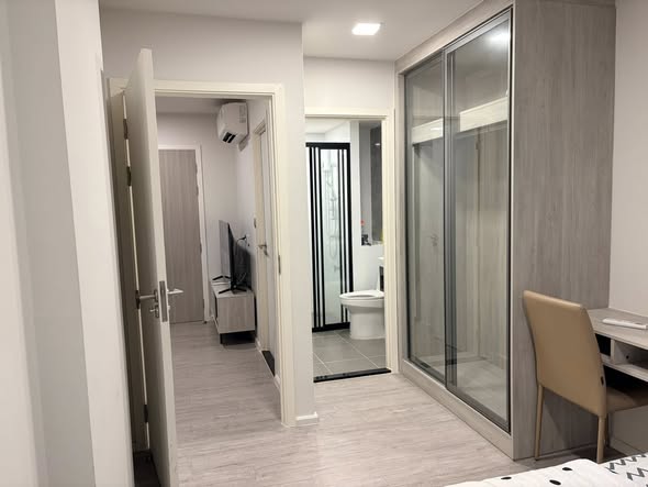 room interior of Atmoz Tropicana Bangna