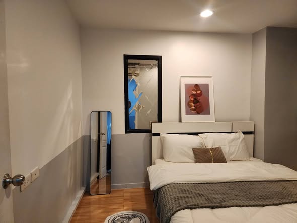 bedroom of B Loft