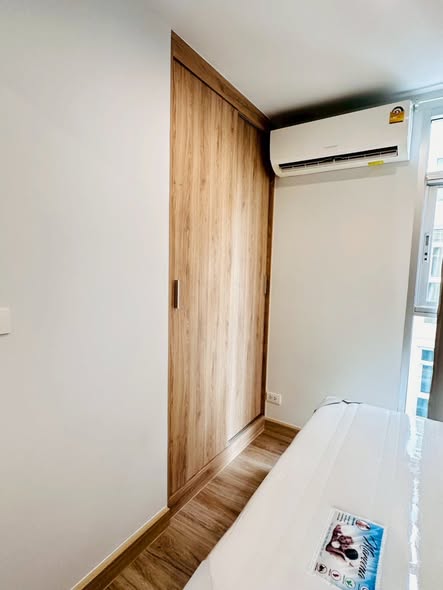 bedroom and room interior of B5 Kirin Condo Rajapruk
