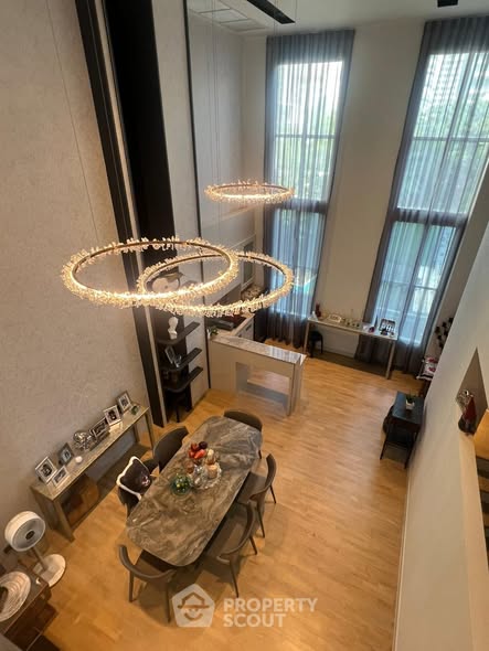 Baan klang Krung (British Town – Thonglor)