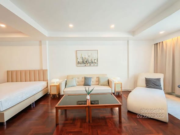 bedroom and living room of Baan Klang Krung Sathu Pradit-Rama 3