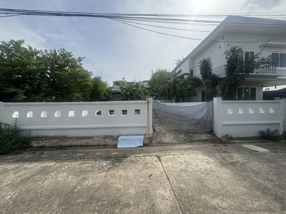 Baan Klang Muang Nawamintr42