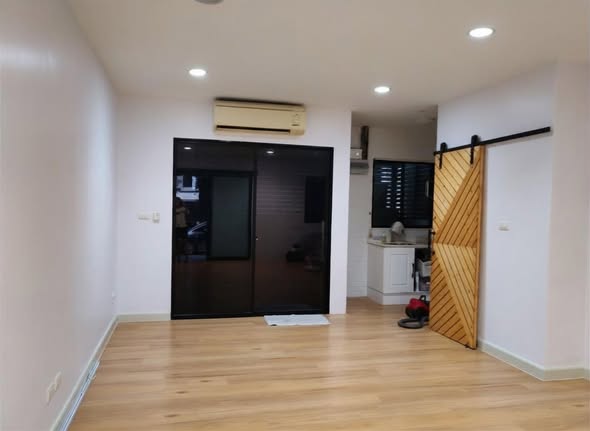 room interior of Baan Klang Muang Rama 9 – Ramkhamhaeng