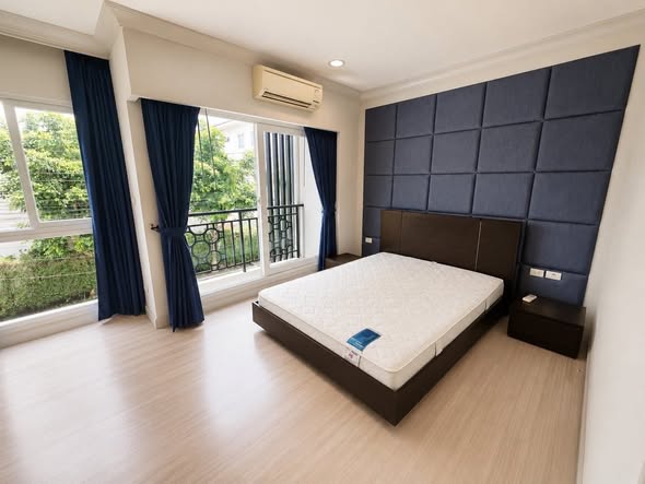 bedroom of Baan Klang Muang Rama 9