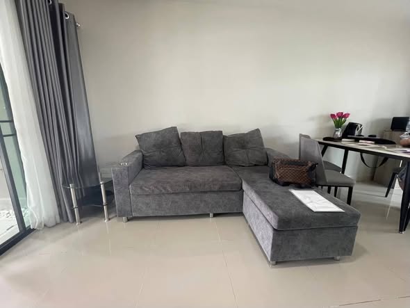 living room of บ้านกลางเมืองศรีนครินทร์-อ่อนนุช | Baan Klang Muang Srinakarin-Onnut