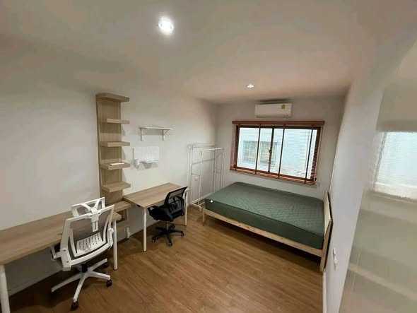 bedroom of Baan Klang Mueang Rama 9-Krungthep Kritha