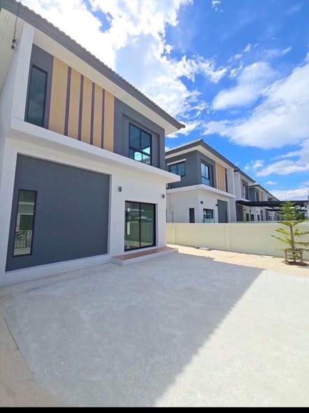 Baan Mai 1