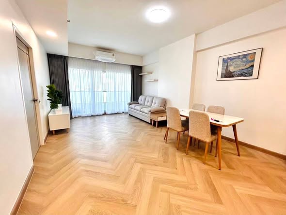 bedroom and living room of Baan Nonzee Condominium