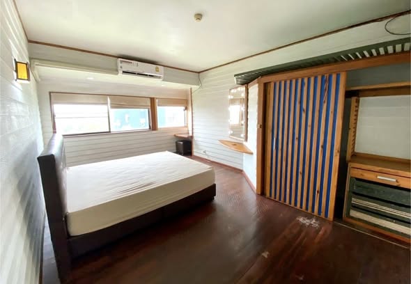 bedroom of Baan Onnut Condominium