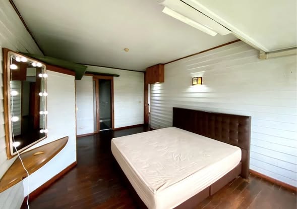 bedroom and room interior of Baan Onnut Condominium