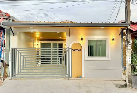 Baan Pruksa 3 Soi Wat Lat Pla Duk