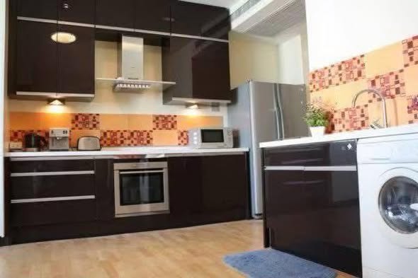 kitchen of Baan Sathorn Chao Phraya