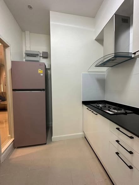Ban Klang Mueang S-Sense Sathorn-Taksin 2