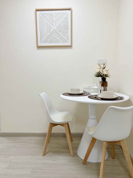 room interior of Bang Na Place Condo