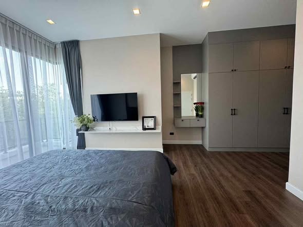 bedroom and room interior of Bangkok Boulevard Bangna KM.5 บางกอก บูเลอวาร์ด บางนา กม.5