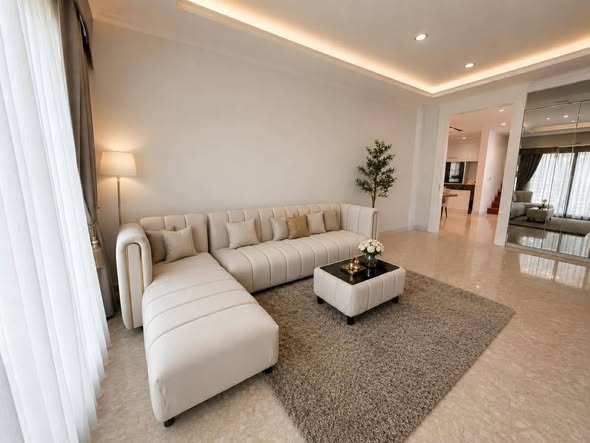living room of Bangkok Boulevard Rama 9 – Srinakarindra
