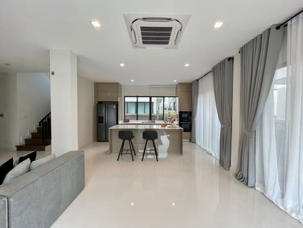 living room and kitchen of Bangkok Boulevard Rama 9