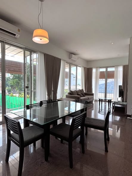 room interior of Bangkok dream apartments on Riverside