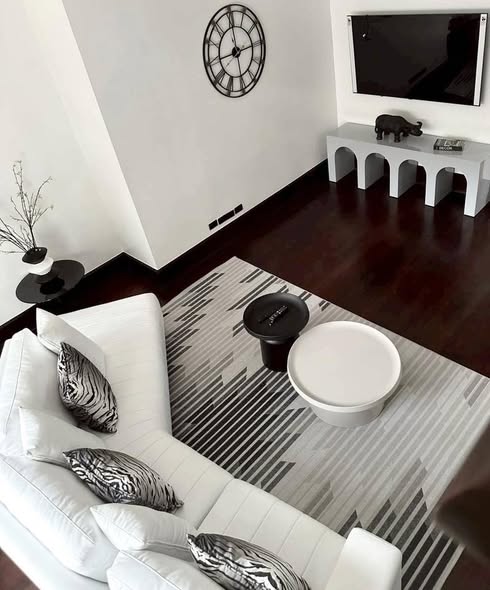 living room of Bangkok Luxury Pool Villa Thonglor