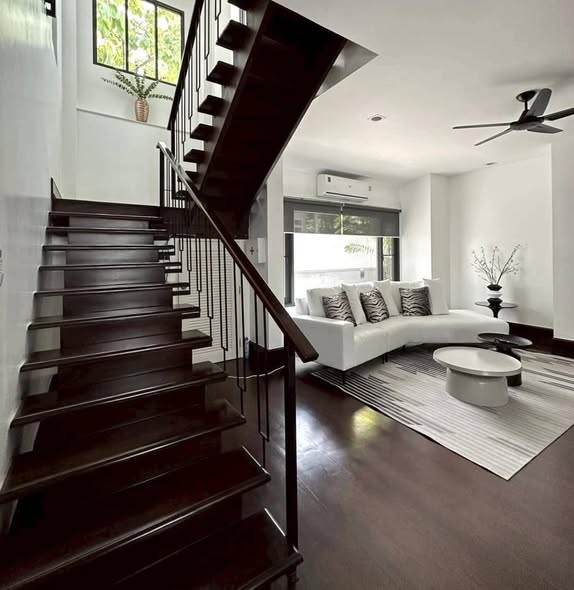 living room of Bangkok Luxury Pool Villa Thonglor