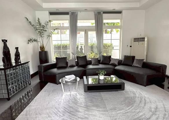 living room of Bangkok Luxury Pool Villa Thonglor