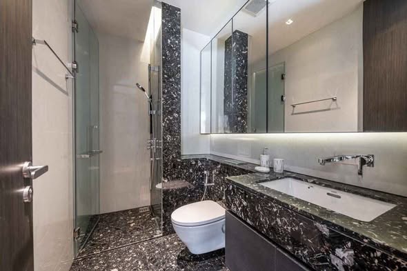 bathroom of BEATNIQ