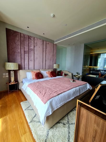 bedroom of BEATNIQ