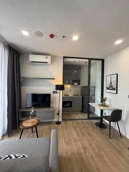 bedroom and living room of โมดิซ ไรห์ม รามคำแหง